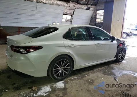 2022 Toyota Camry Hybrid Xle из США, поврежденный, VIN 4T1F31AK4NU574104